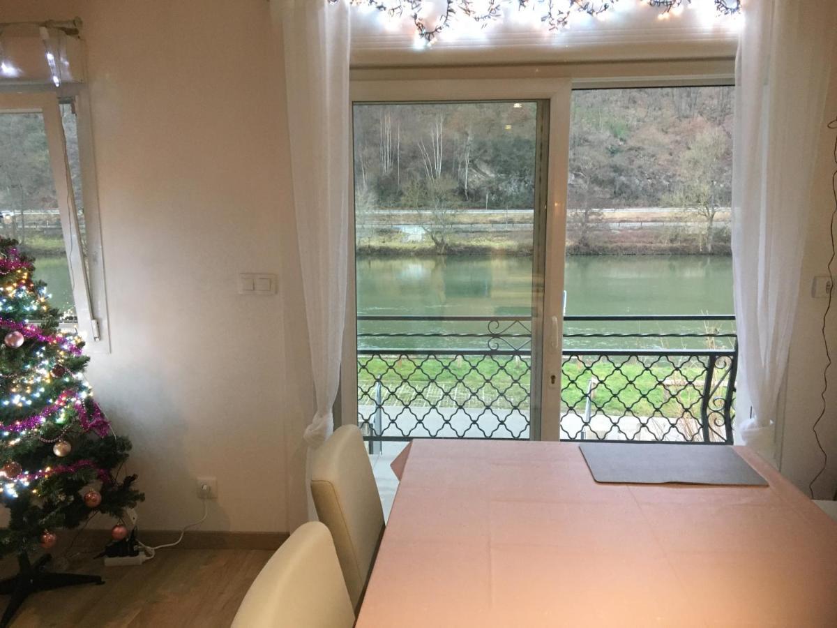 La Rose Sur Meuse Villa Haybes Luaran gambar